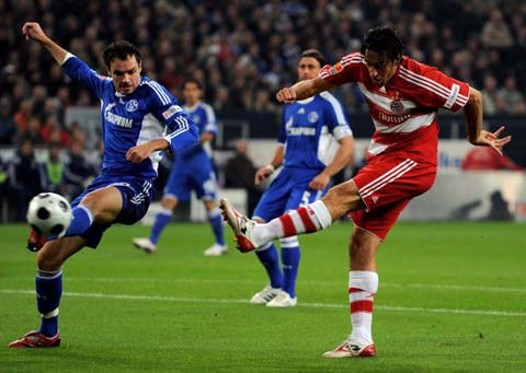 足球比赛的 足球比赛的